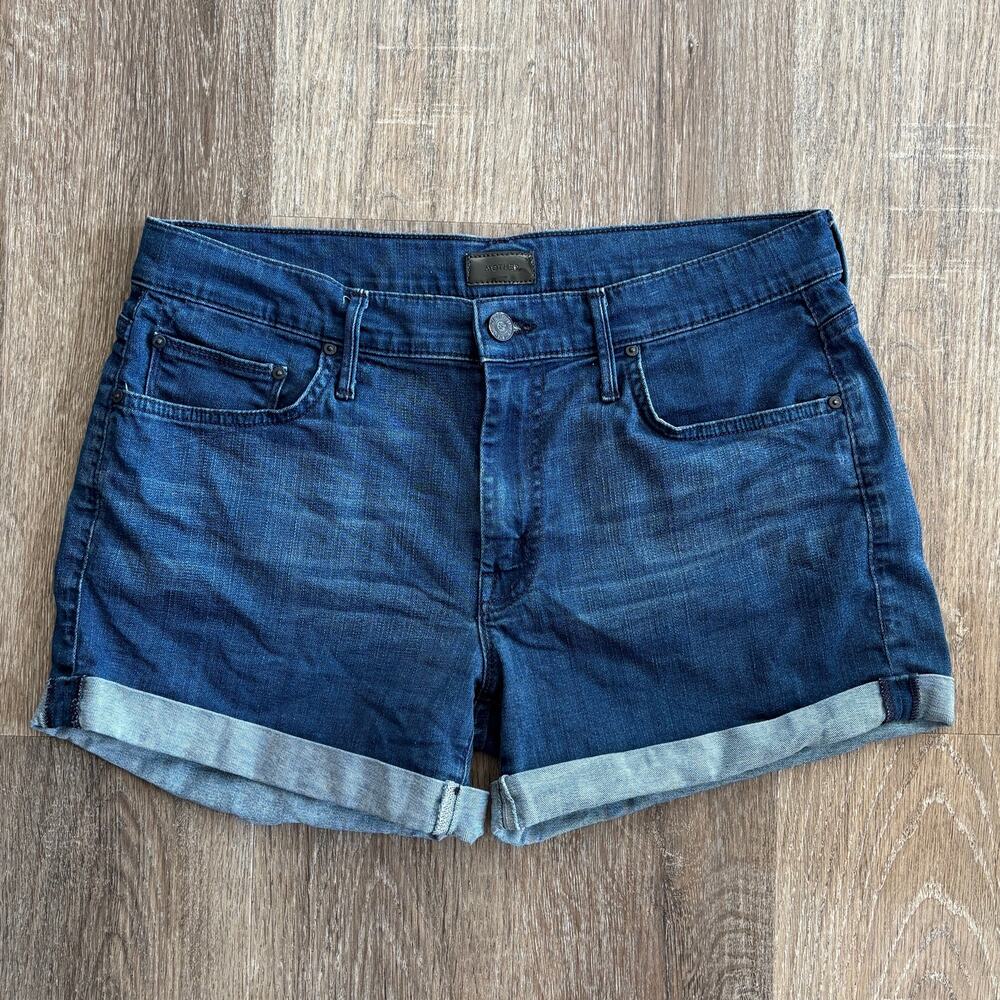 Mother Dropout Cuff Jean Short in Bright Eyes - Size: 29